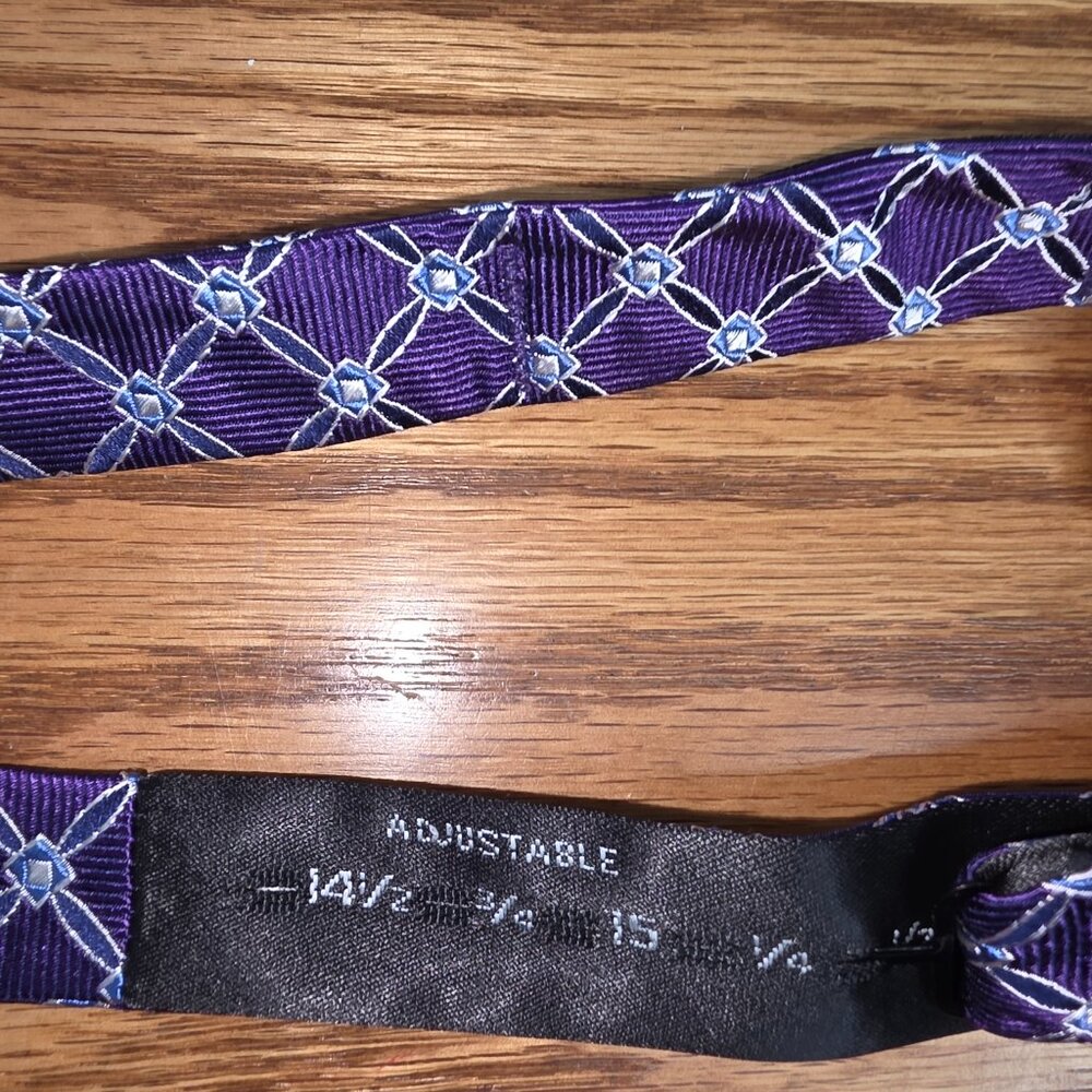 Jos A Bank 3 Bow Ties - Picture 7 of 9